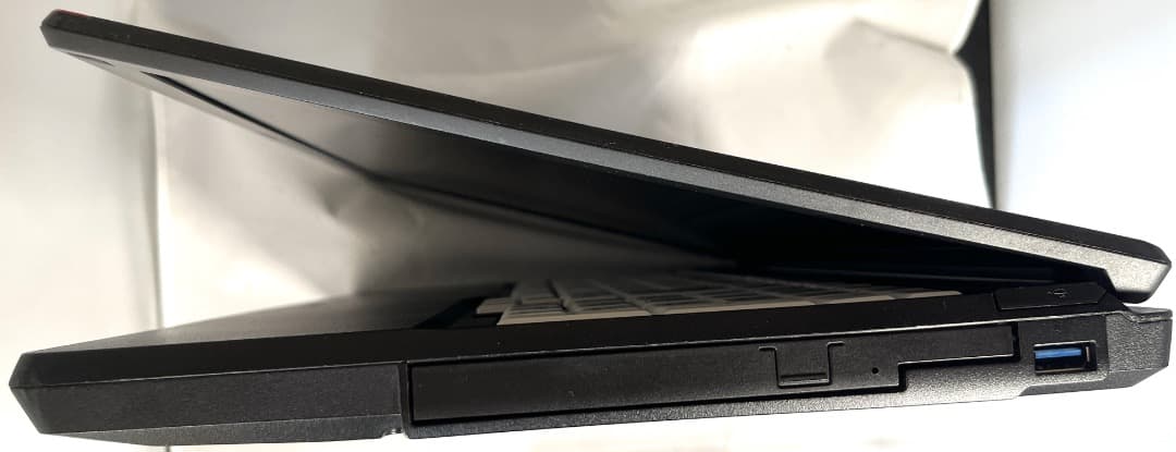 LIFEBOOK A576/P 第6世代Core i5-6300U Win11