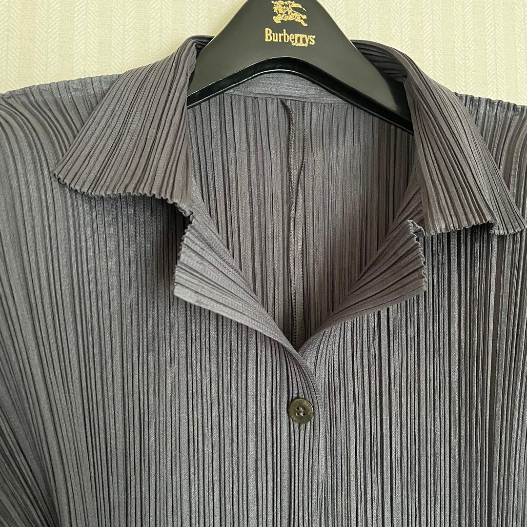 PLEATSPLEASE イッセイミヤケ カーディガン　グレー　3