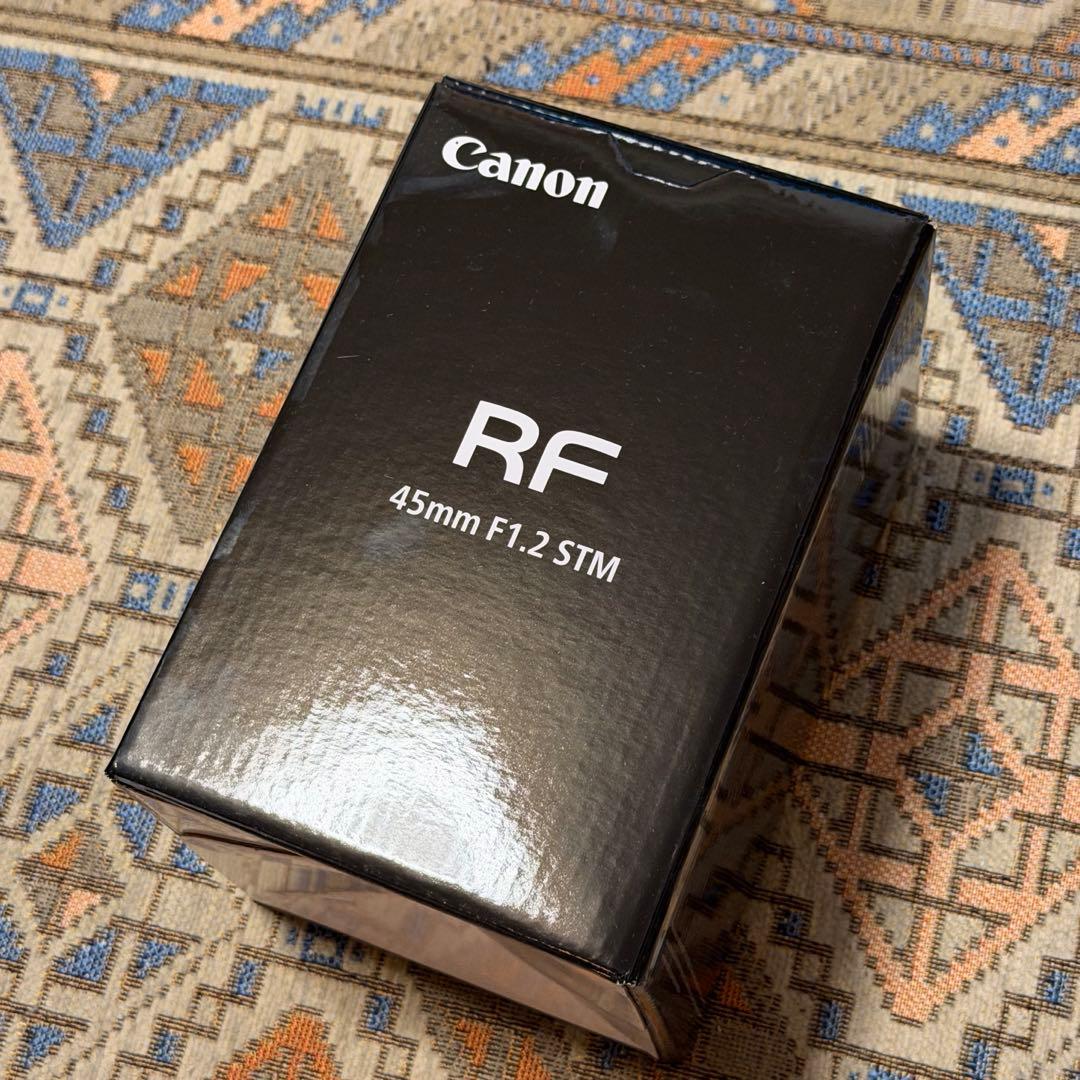 キャノン Canon RF 45mm F1.2 STM レンズ 新品未使用未開封