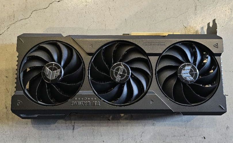 再値下げ ASUS TUF RTX4070Ti OC12GB 即日発送