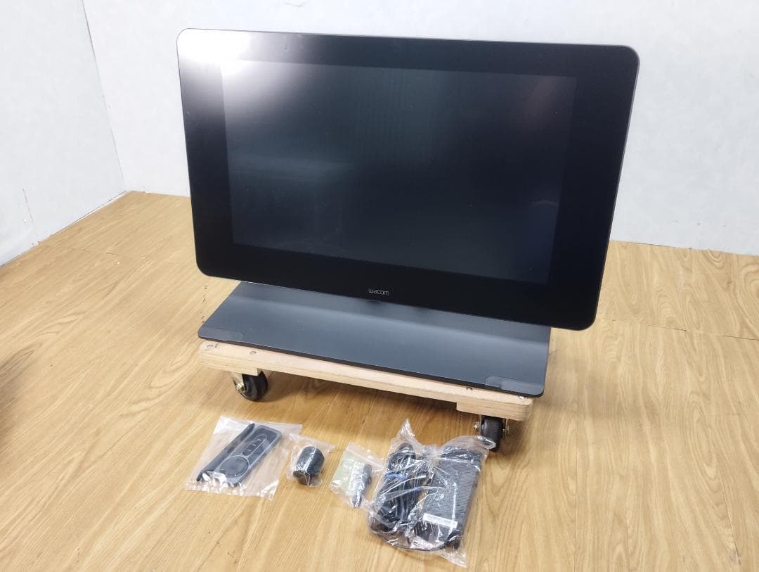 K☆1039 ワコム ペンタブレット CINTIQ 27QHD DTK-2700