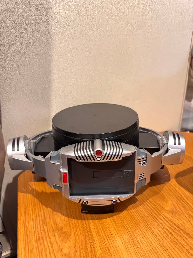 ディスプレイ台座 Vバックル　CSM　仮面ライダー龍騎　ドラグバイザーセット