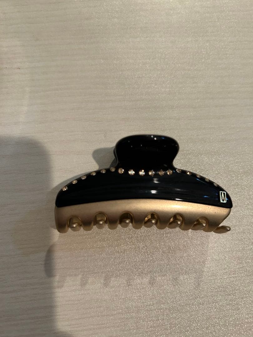 ALEXANDRE DE PARIS ヘアクリップ 黒/ゴールド