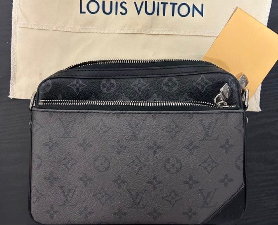 LOUIS VUITTON ブラックショルダーバッグ 即日発送可