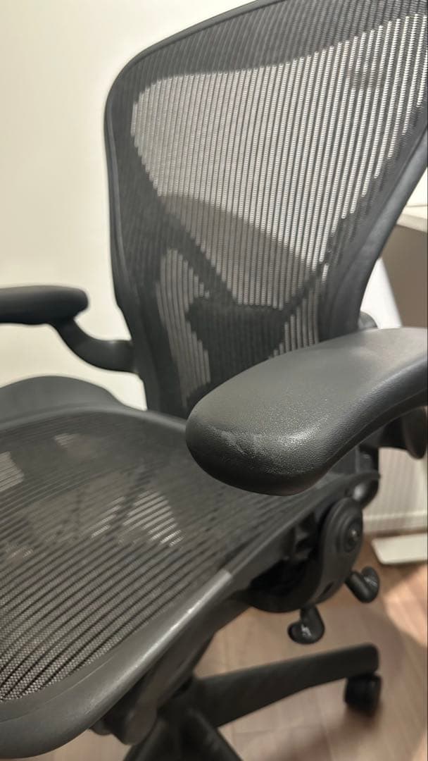 アーロンチェア ハーマンミラー Ｂサイズ 前傾チルト 固定肘 2010年製