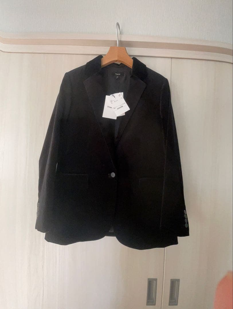 値下げTheory ブラック テーラードジャケット サイズ2