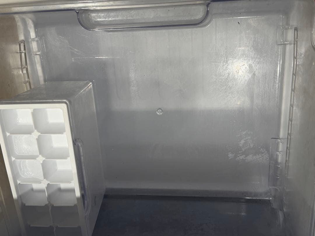 シャープ　ノンフロン冷凍冷蔵庫　SJ-D15G-W