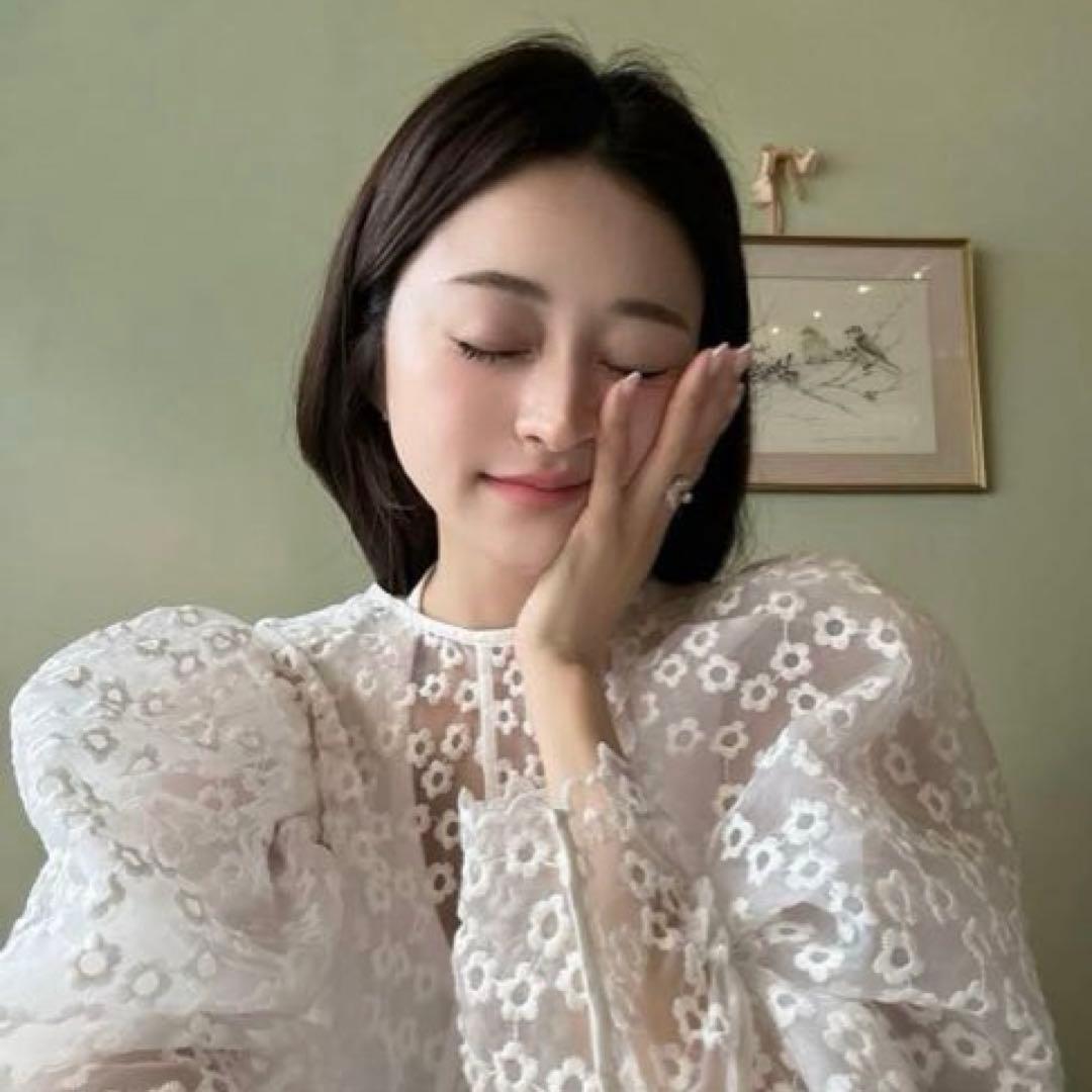 トップス Bibiy. DALLIAFLOWERTOP