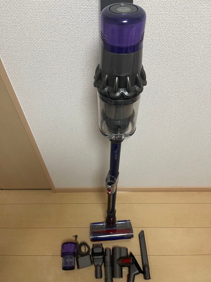 【美品)Dyson コードレスクリーナー V11 sv14エコーモード63分
