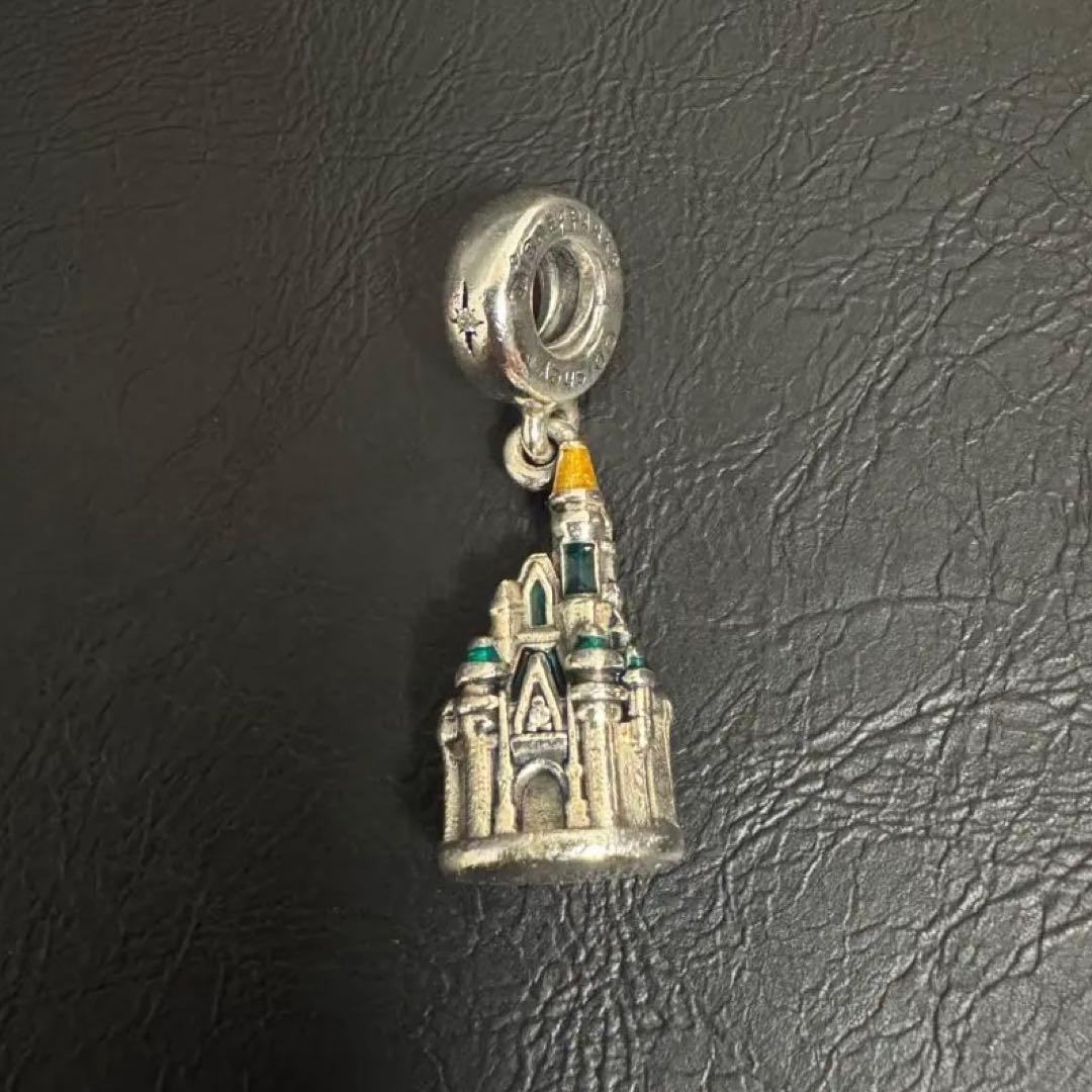Pandora パンドラ　東京ディズニー　限定　シンデレラ城 チャーム