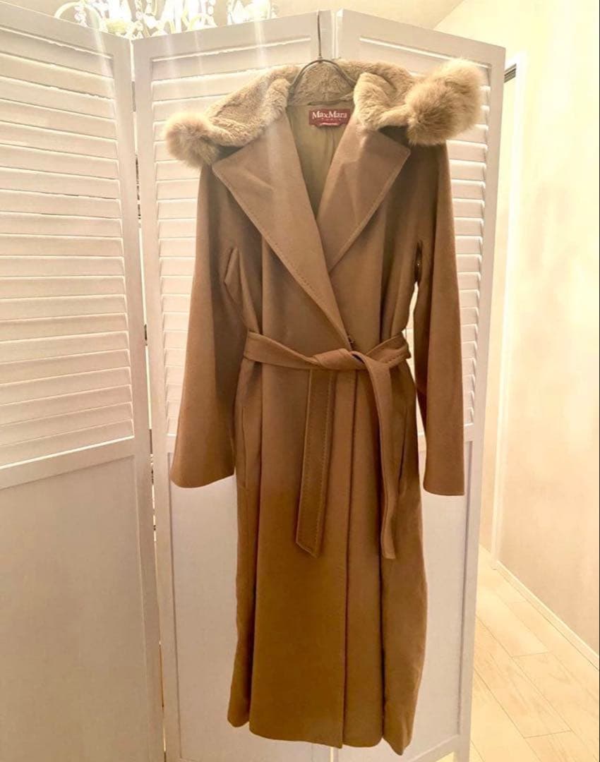 MaxMara ベージュファー付きロングコート