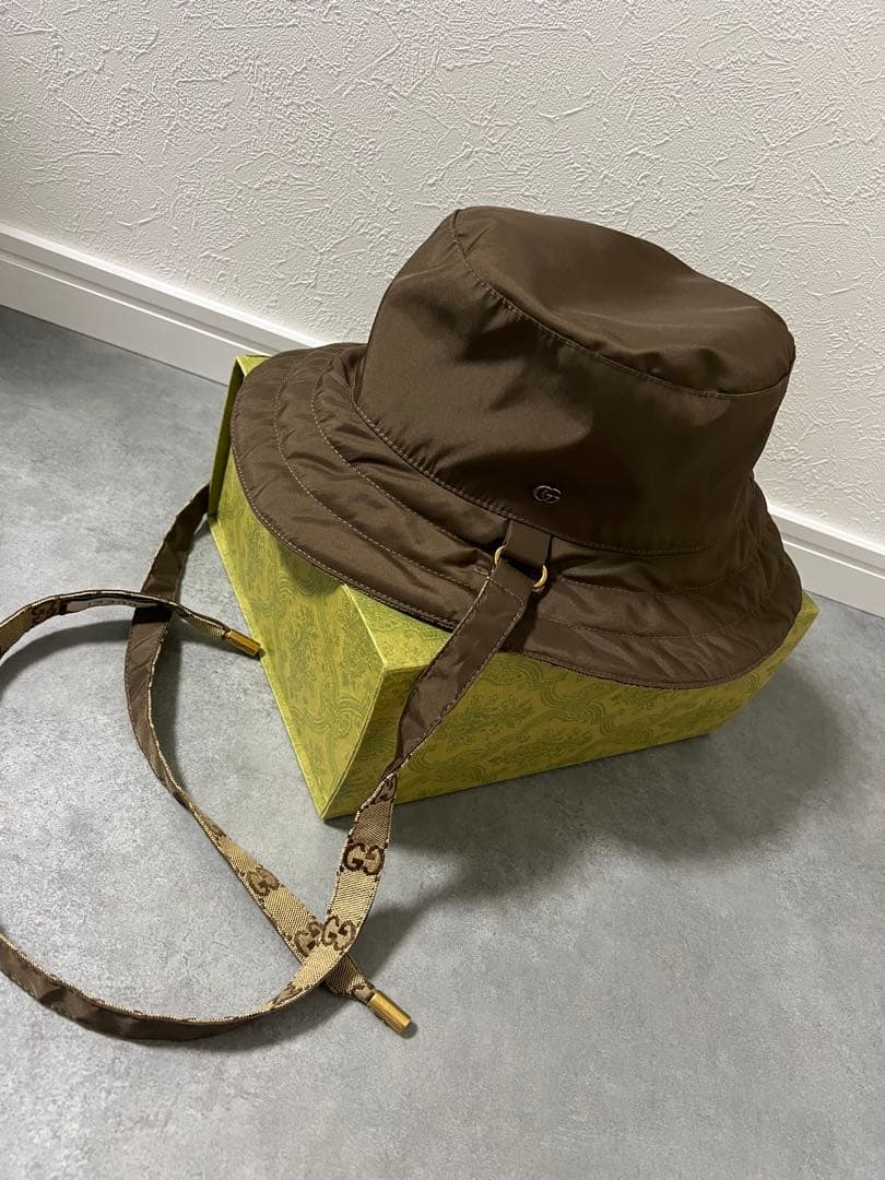 GUCCI ブラウン リバーシブルバケットハット