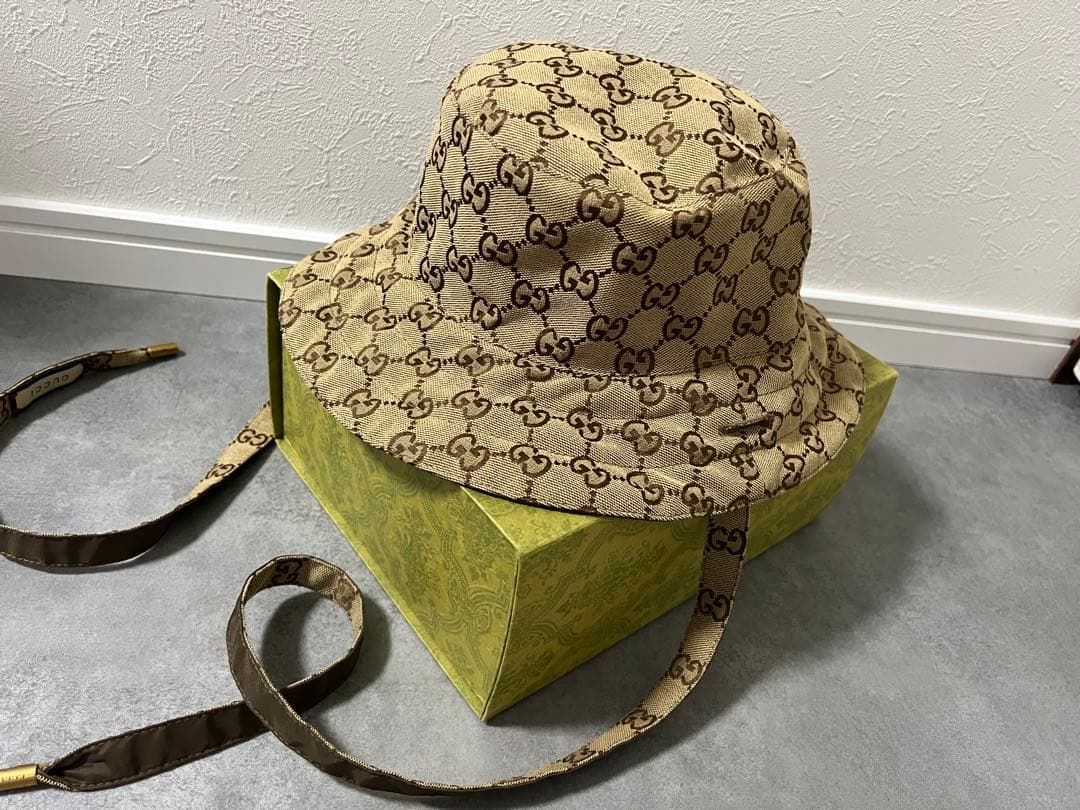 GUCCI ブラウン リバーシブルバケットハット