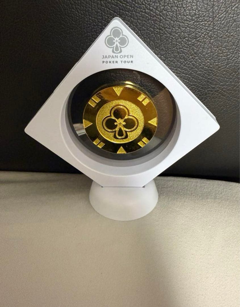 JOPT ポーカー 優勝トロフィー