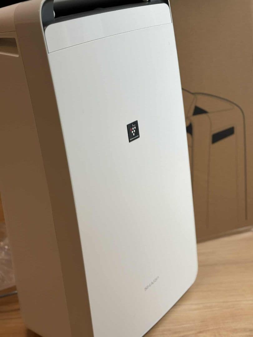 SHARP シャープ 衣類乾燥除湿機 CV-N120-W　 2022年製