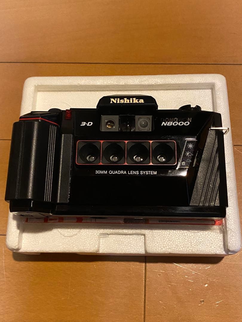 Nishika N8000 35mm 3Dカメラ　中古品