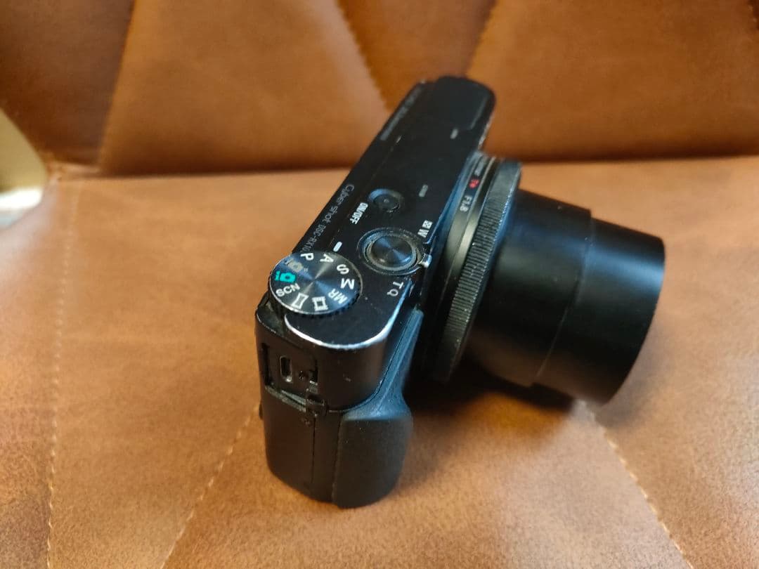 SONY Cyber-shot　DSC-RX100