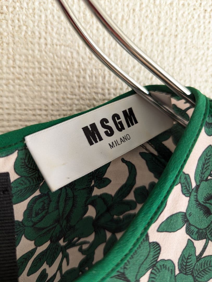 【美品】MSGM ジップ袖　花柄グリーン　モードブラウス　イタリア