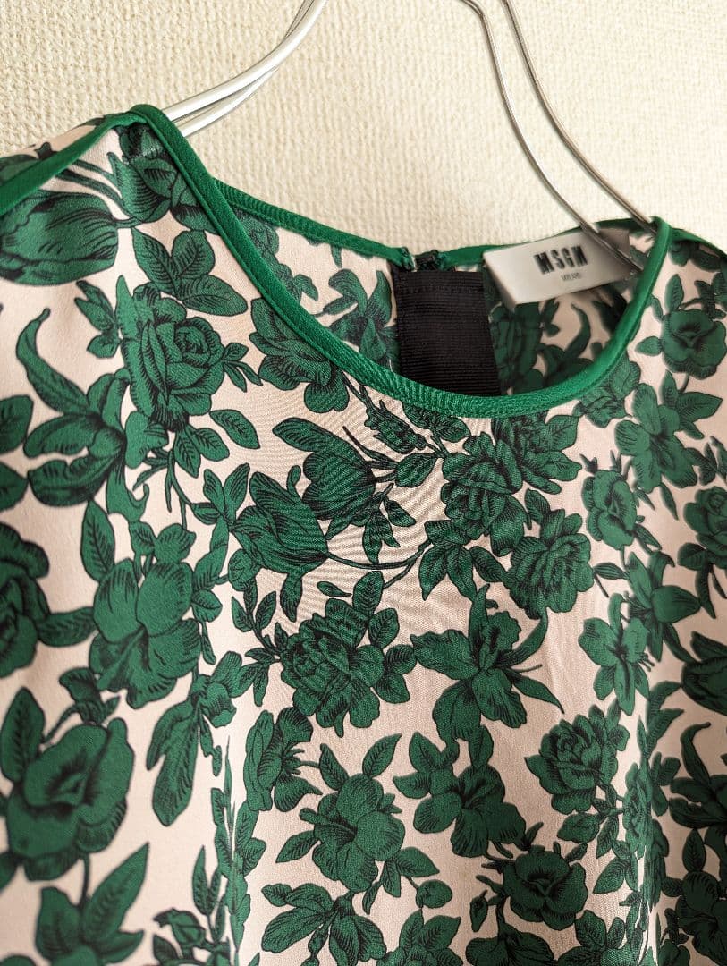 【美品】MSGM ジップ袖　花柄グリーン　モードブラウス　イタリア