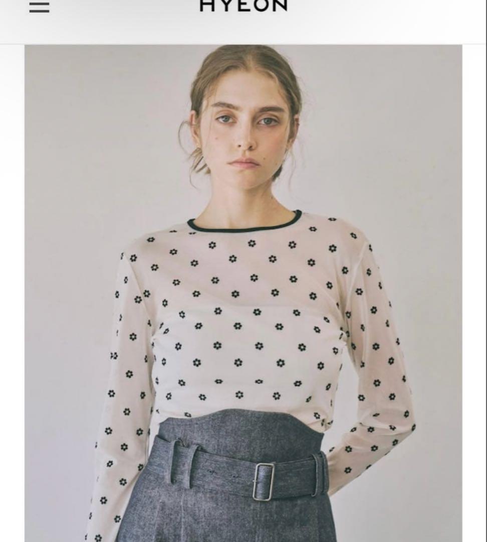 HYEON シアートップス（クルーネック）