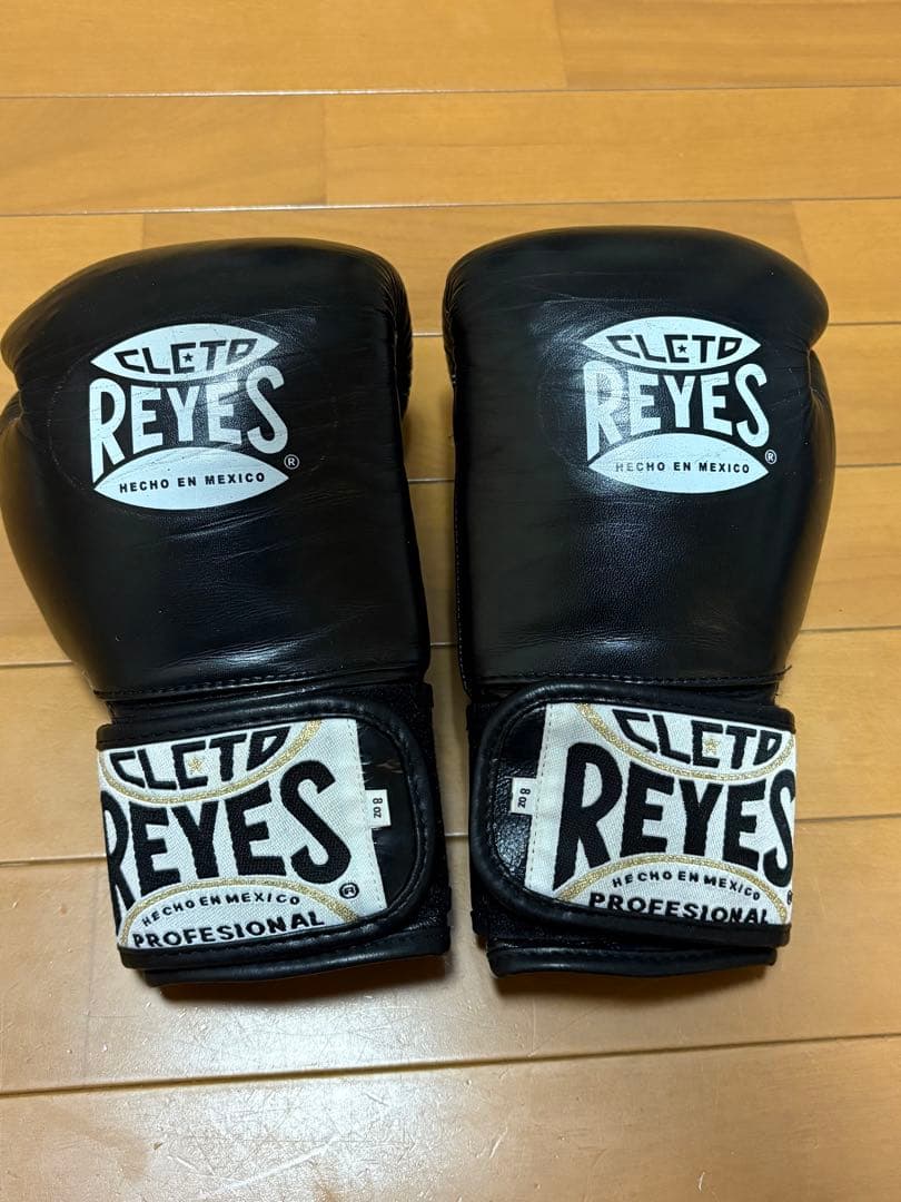 【極美品】REYES ボクシンググローブ 黒8oz