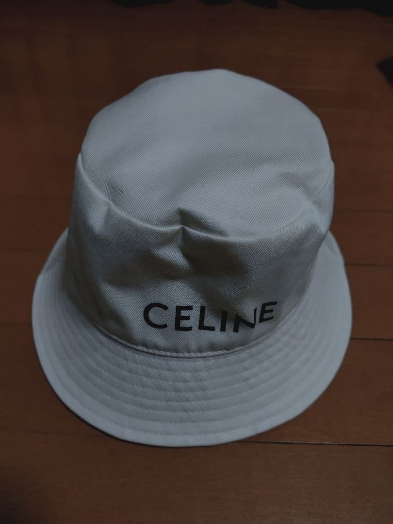 セリーヌ　バケハ　白　58