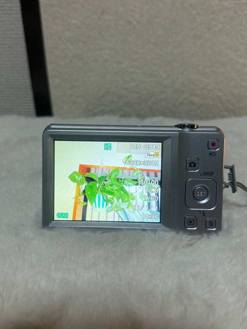 デジタルカメラ CASIO EXILIM EX-ZS5