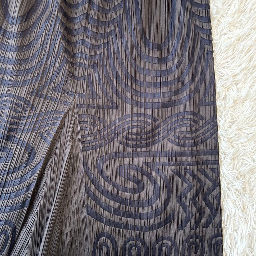 プリーツプリーズ イッセイミヤケ 変形 サルエルパンツ ポケットあり 総柄