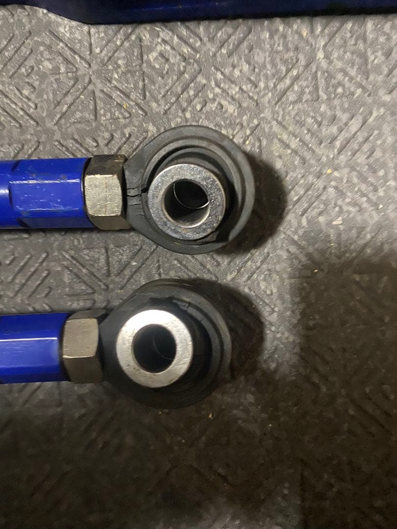 こ*ー様 トヨタ86zn6 メーガンレーシングリアロアアーム　KTS リアトーア