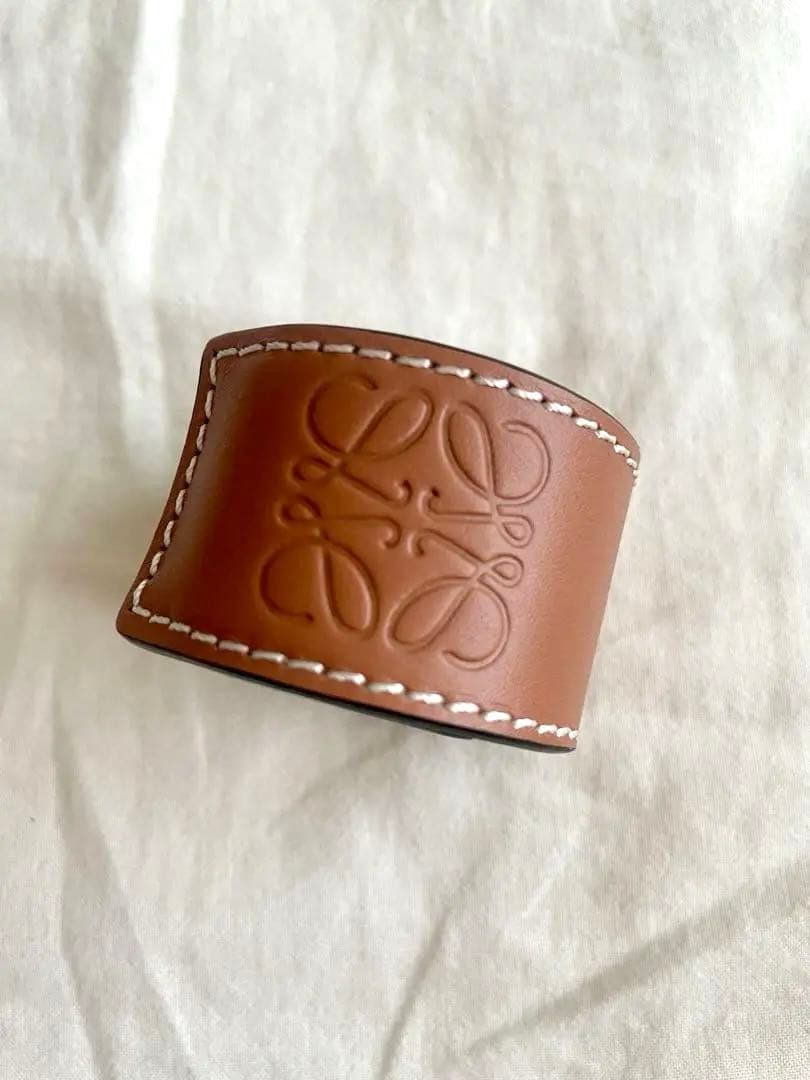 新品未使用 LOEWE スラップ ブレスレット スモール