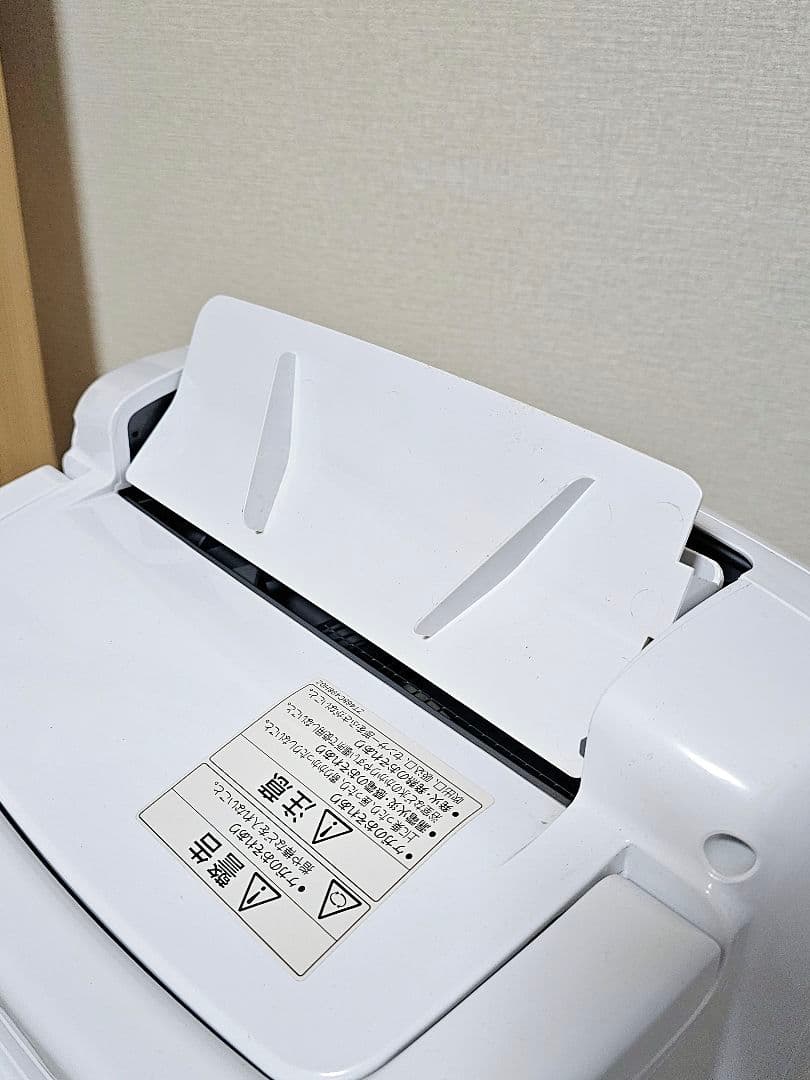 中古美品 三菱 除湿機 ホワイト MJ-P180RX-W 動作確認済み #３