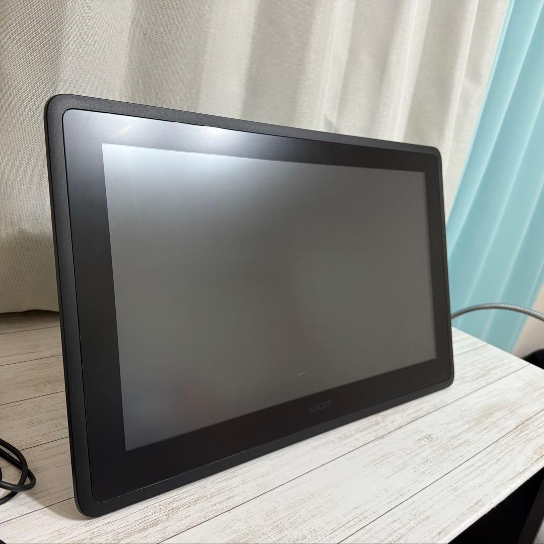 R*s様 ワコム 液タブ Wacom Cintiq 22