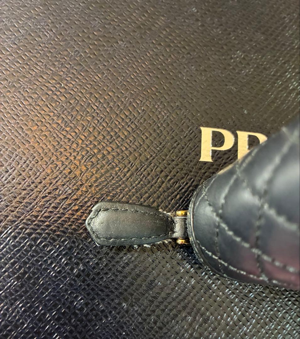 ⭐︎PRADA⭐︎ プラダ　キルティング　長財布　ラウンドファスナー　箱付き