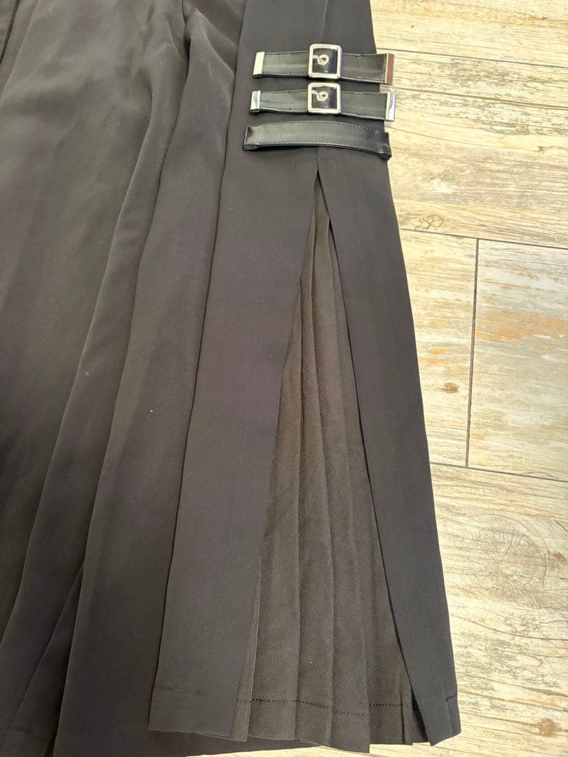 新品タグ付き‼️ 和洋折衷　ユニセックス 袴風ラップワイドパンツ IRO＋IRO