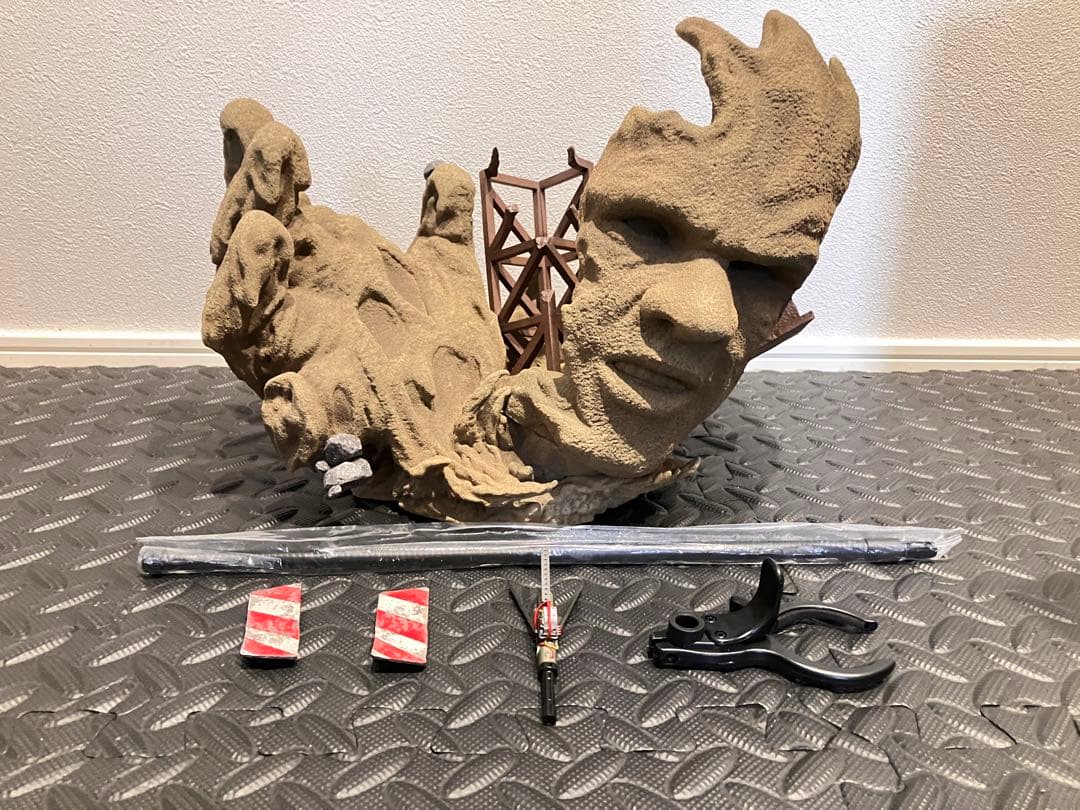 シ*バ様 ホットトイズ　サンドマン台座一式