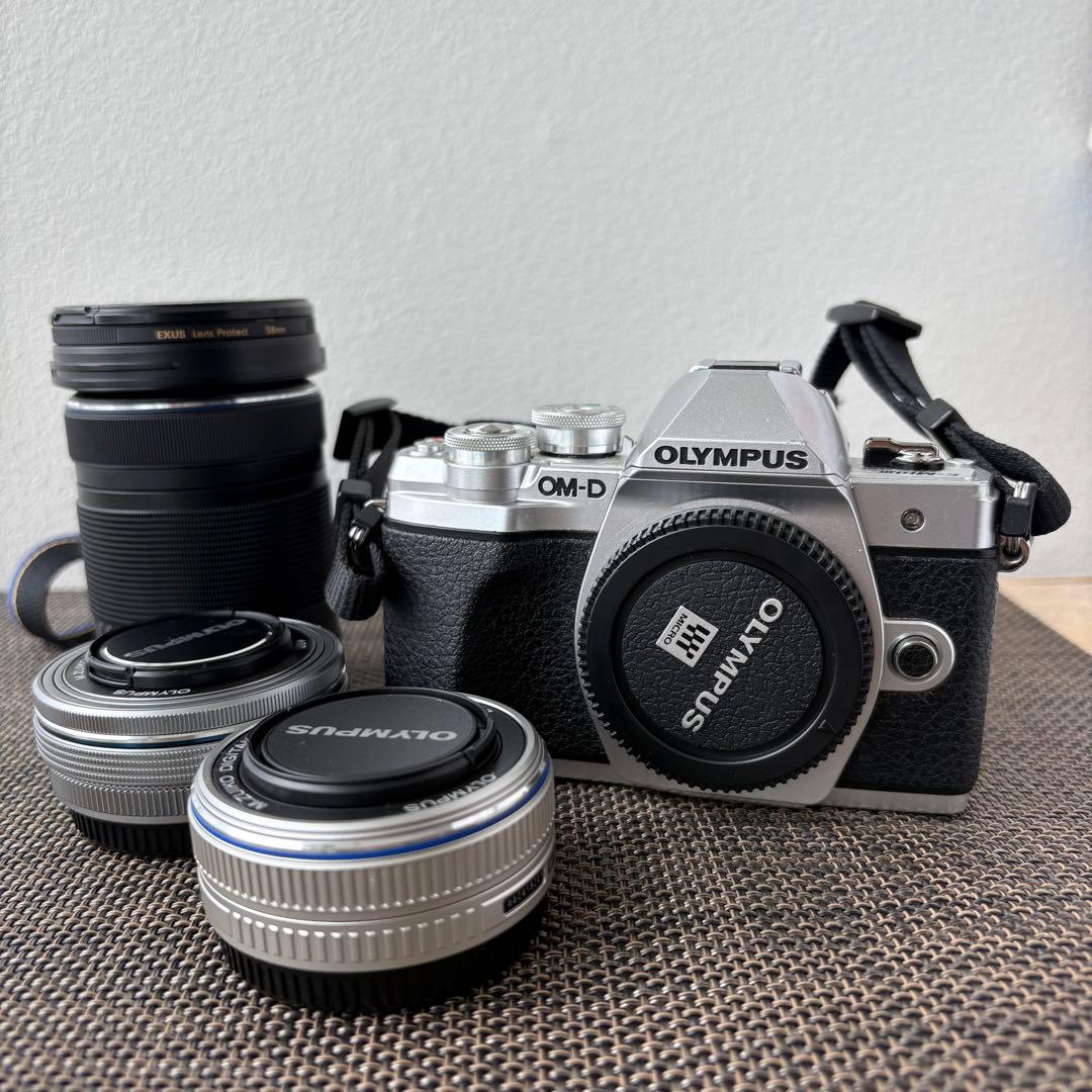 フィルムカメラ OLYMPUS OM-D E-M10 Mark II