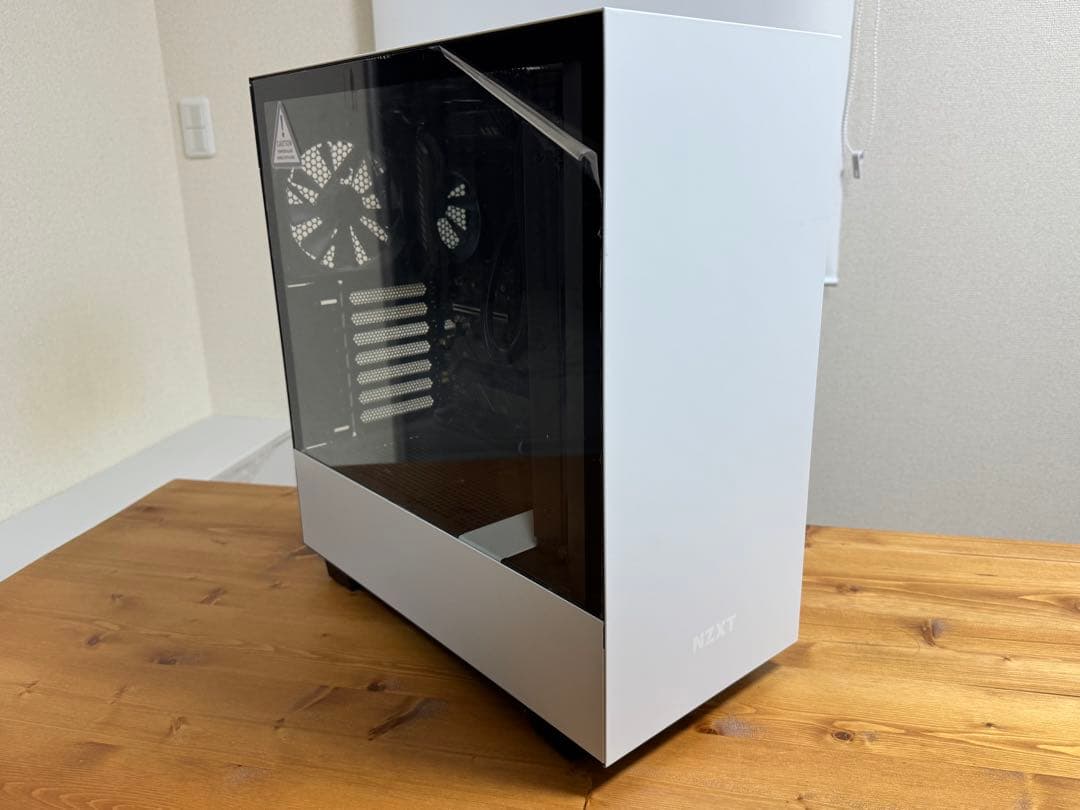 CORE i7 10700デスクトップPC NZXT水冷クーラー