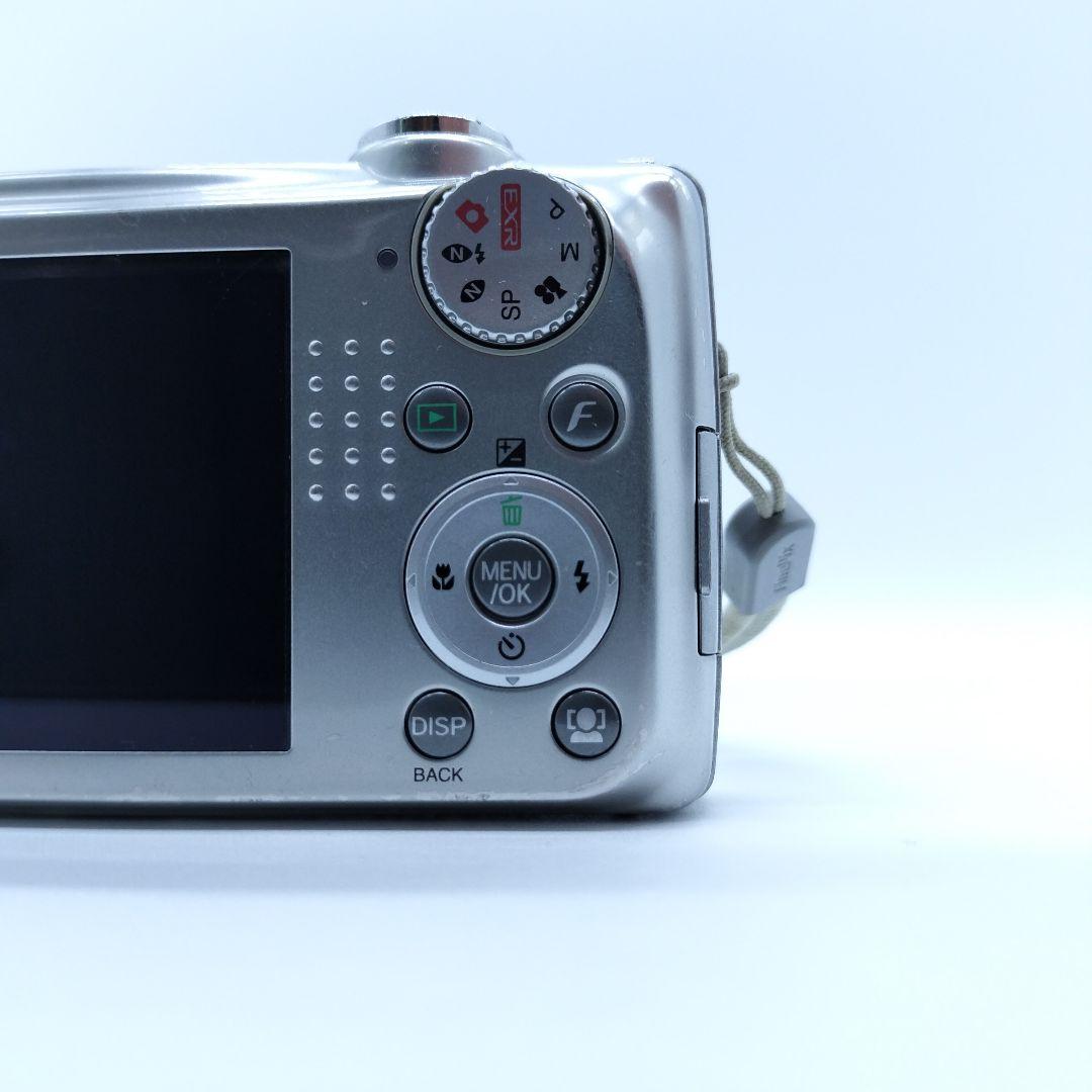 FUJIFILM FinePix F70 EXR シルバー デジカメ