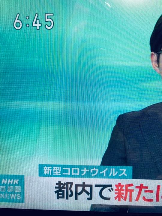 「フリースタイルAQUOS」 壁掛けも可能。シャープ「LC-20FE1」