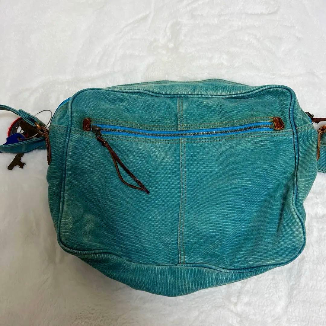 【お値下げしました】TOUGH タフ　ショルダーバッグ