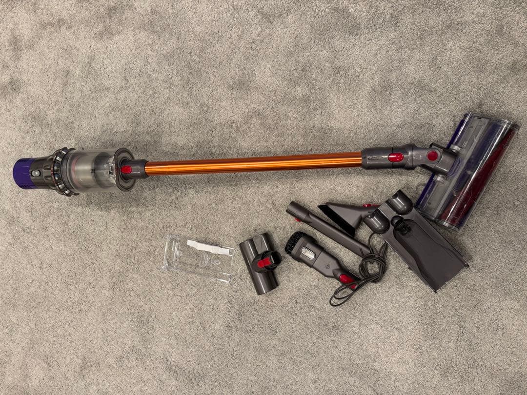 【美品・ジャンク品】ダイソン Dyson Cyclone V10 Fluffy