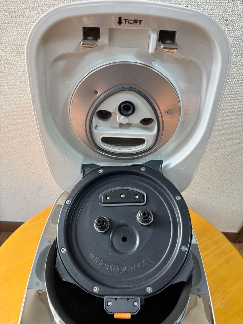 ZOJIRUSHI◆炊飯器 極め炊き NW-FB10-WZ