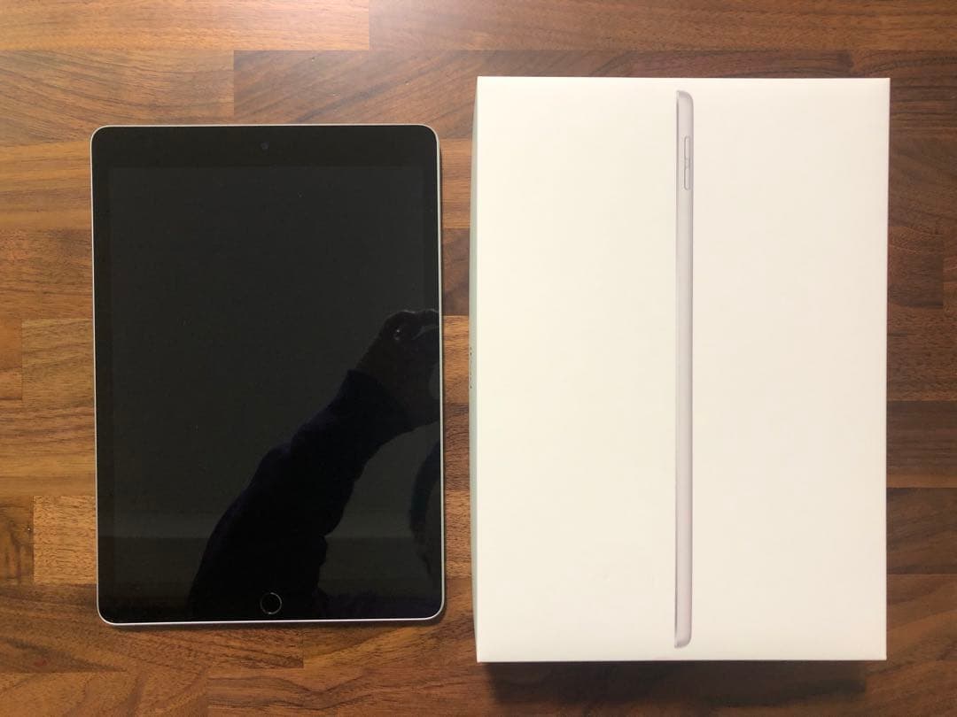Apple iPad 第９世代　Wi-Fi 64GB シルバー　MK2L3J/A