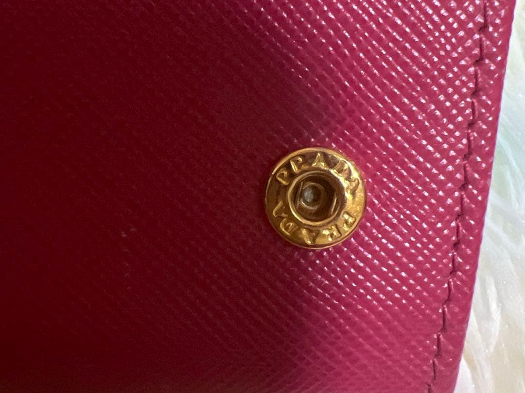 PRADA ピンク 長財布 224