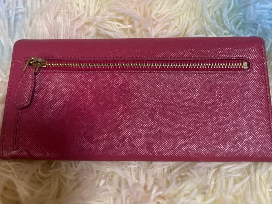 PRADA ピンク 長財布 224