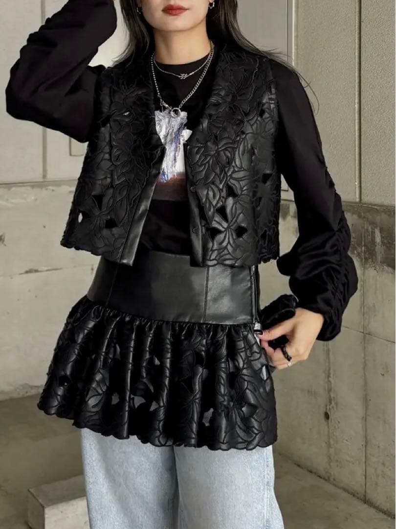 AMERI⭐︎UND OIL PAINTING GATHER TOP