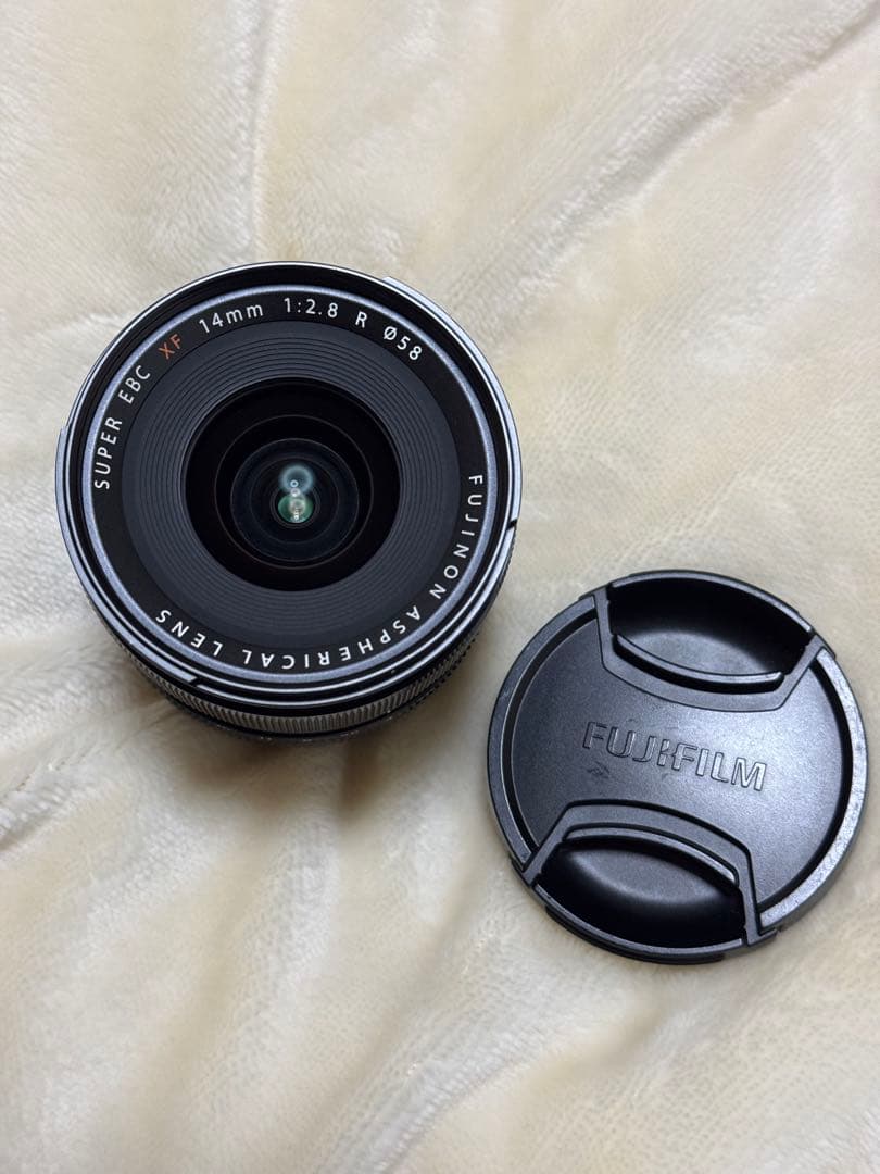 レンズ(単焦点) fujifilm XF14mm f2.8 r