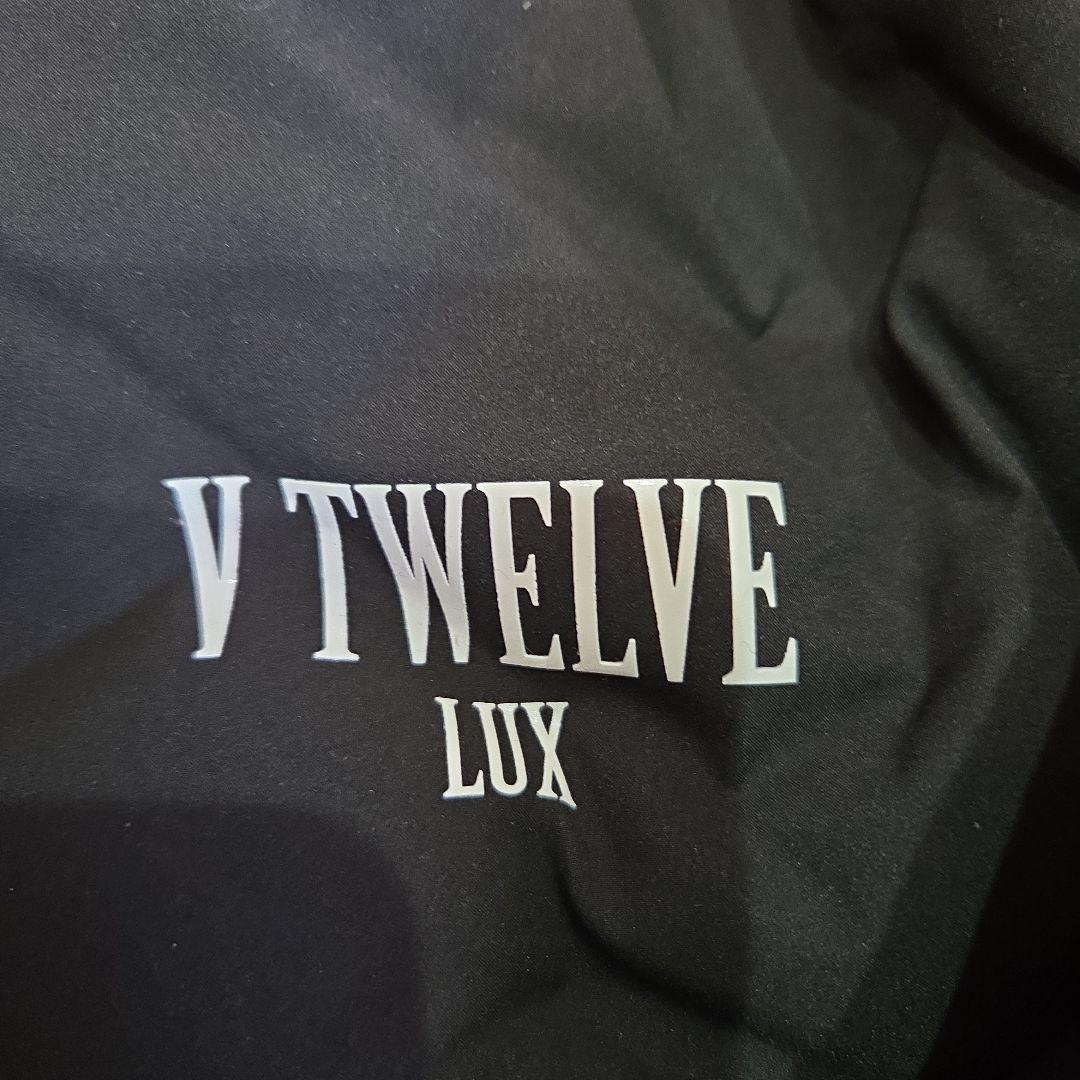 R*様 V TWELVE LUX ブラックジャケット