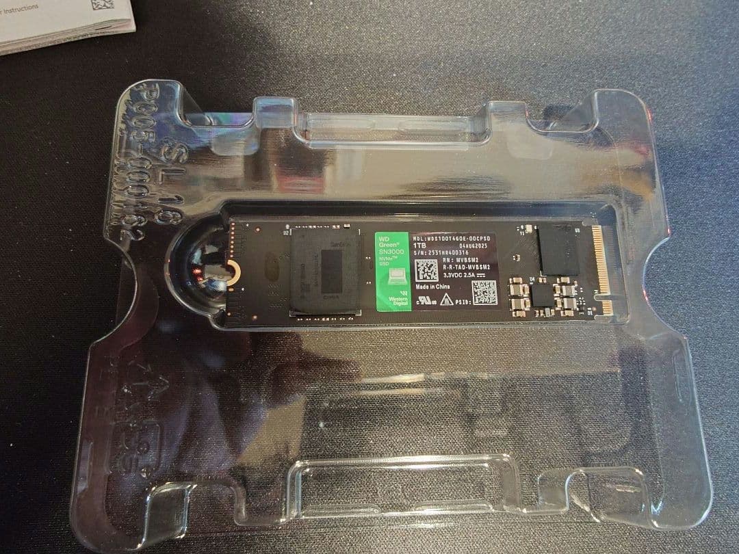 WD Green SN3000 NVMe SSD 1TB M.2 　ほぼ新品