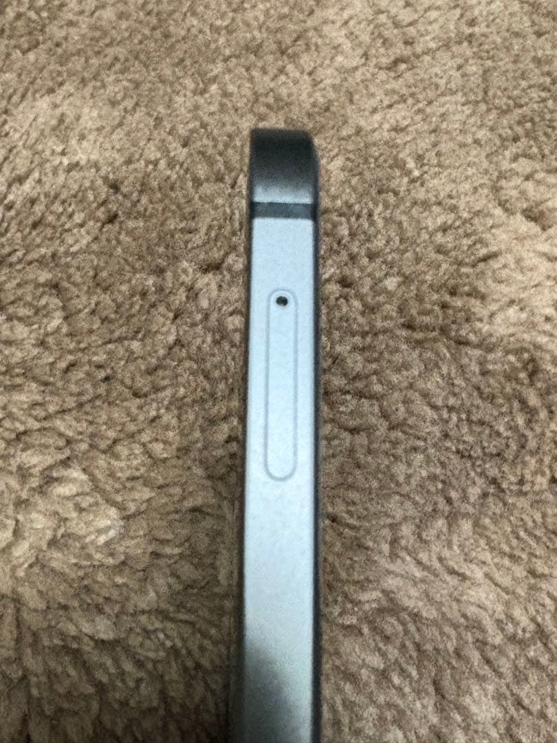 iPadPro11インチ第3世代128GB、純正カバー、非純正タッチペン付き